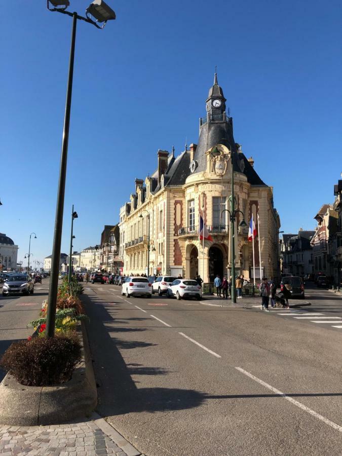 L'Etoile De Trouville Eksteriør bilde